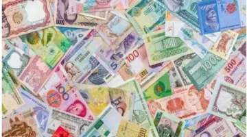 اليورو يسجل 56 جنيهًا.. تباين أسعار العملات الأجنبية مقابل الجنيه المصري بالبنوك